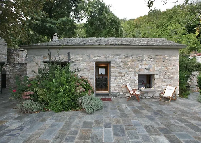 Pelion Belvedere - The Modern